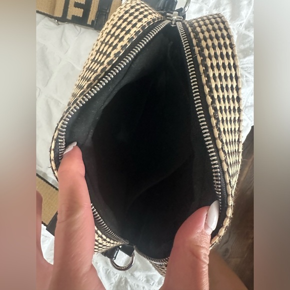 Stella Mccartney woven camera bag - Picture 3 of 8